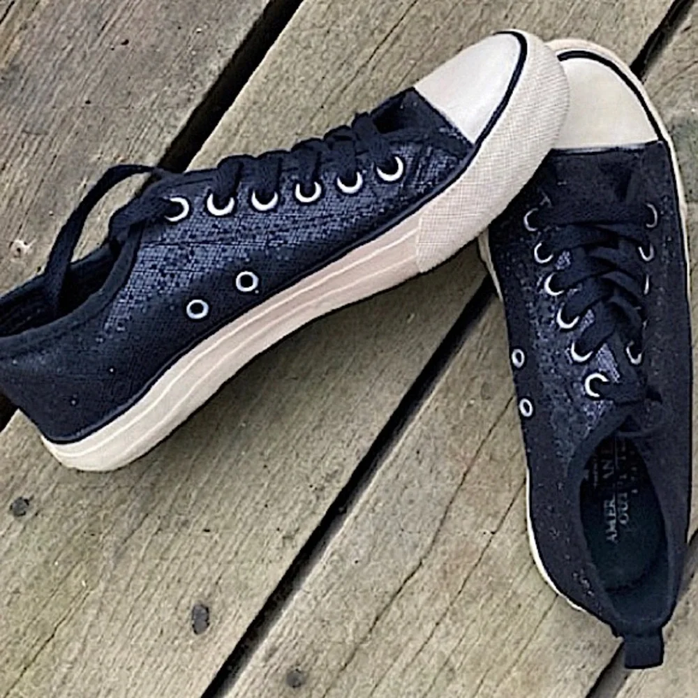 Sparkly Shoes AMERICAN EAGLE Chuck Taylor Style Shiny Black White Size 7